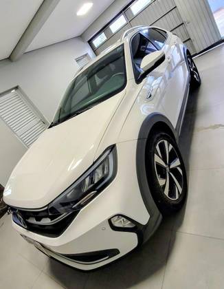 VOLKSWAGEN NIVUS 1.0 200 TSI TOTAL FLEX HIGHLINE AUTOMÁTICO
